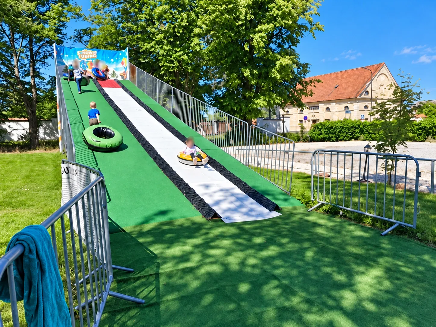Górka pontonowa w Stajni u Kowala
